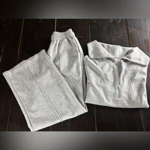 Two pieces women’s wide legged Tracksuit set.